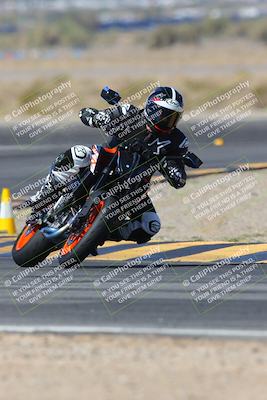 media/Mar-24-2025-Moto Forza (Mon) [[57ce5c5cff]]/2-Intermediate Group/Session 2 Turn 11/